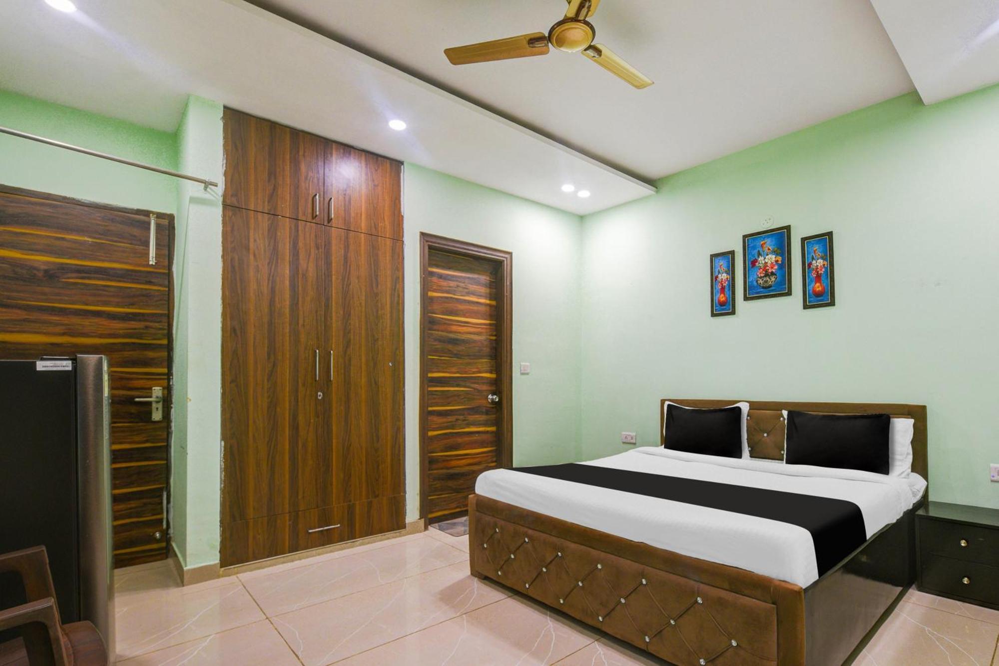 Hotel O Ridge Way Stays Фаридабад Экстерьер фото